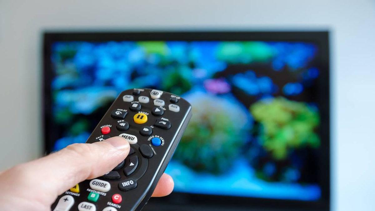 Kablolu Yayınlarda Hiç Gecikme Olmazken İnternet Yayınlarında Neden Uzun Gecikmeler Olur? (Hani Bu İnternet Işık Hızındaydı?)