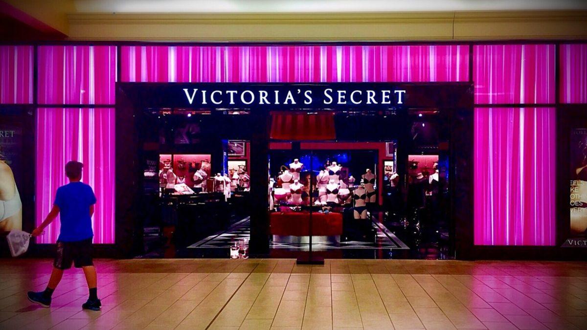 Victoria’s Secret’ın Kurucusu Roy Raymond’ın, Çalkantılarla Dolu Hayat Hikâyesi (Her Şey Karısı İçindi!)