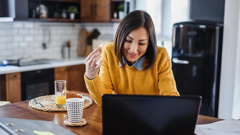 Hibrit Sistemde Çalışanlar, Ofis Çalışanlarından Daha Mutlu