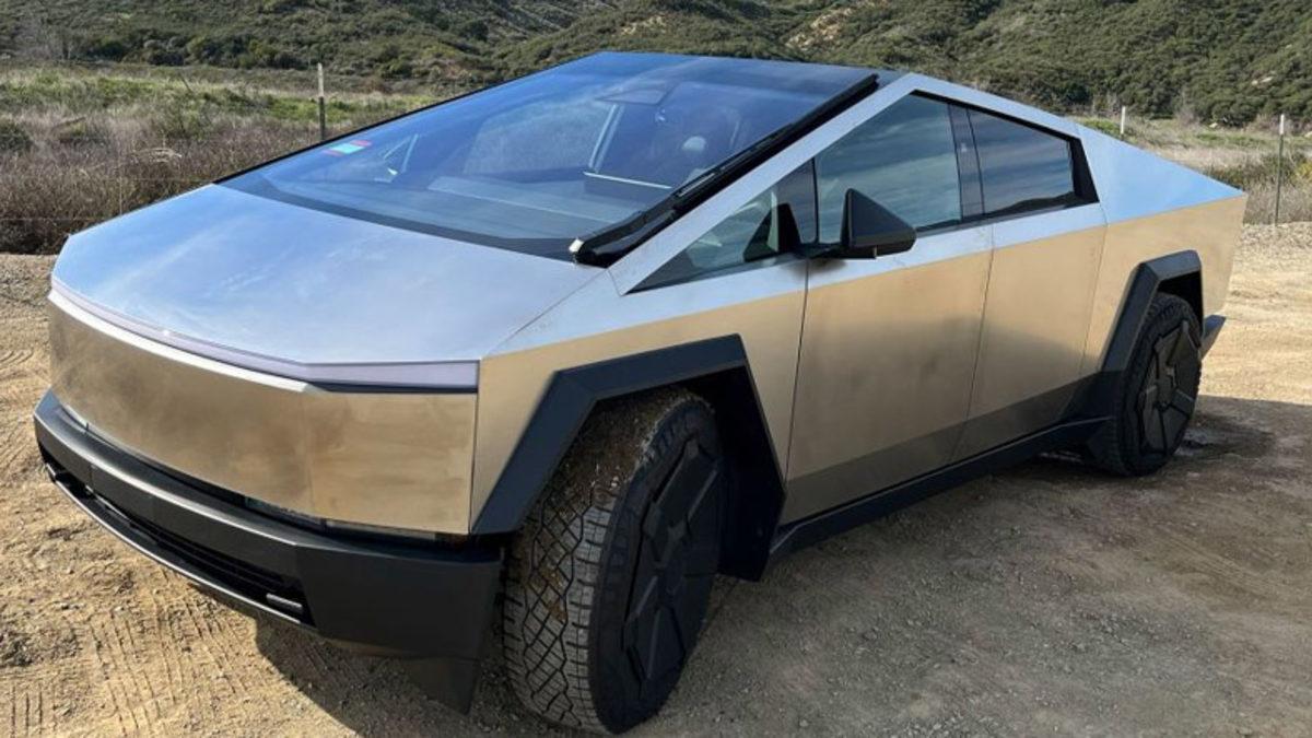 Tesla Cybertruck Teslimatları Bir Kez Daha Ertelendi: İşte Nedeni