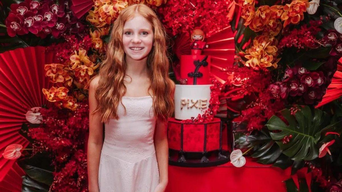 Instagram Hesabından Fiyonk Satarak 11 Yaşında Milyoner Olan Kızın Akılalmaz Hikâyesi