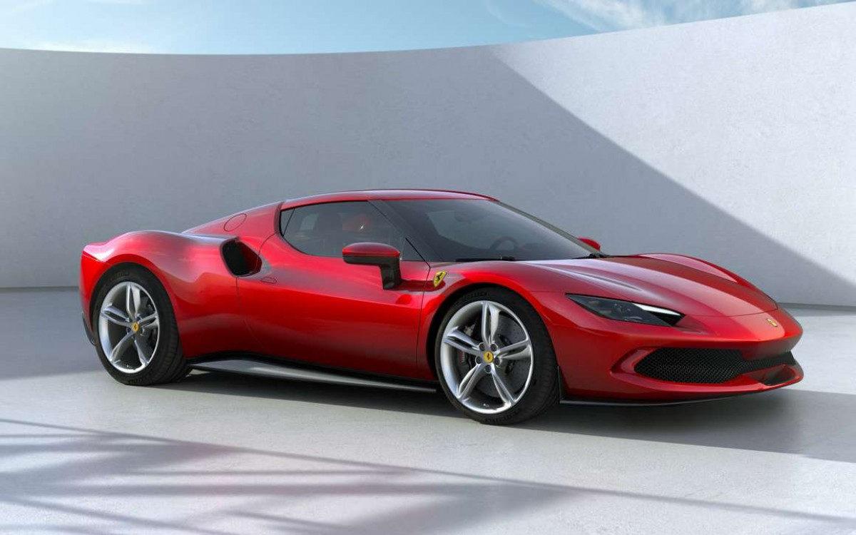 Ferrari’nin Yakında Tanıtacağı İlk Elektrikli Modelinin Kalbinizi Ağrıtacak Fiyatı Ortaya Çıktı