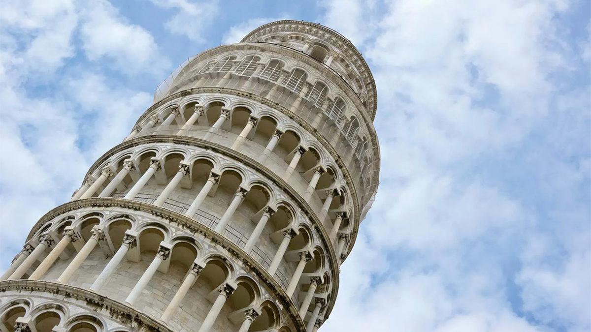 İtalya’nın Meşhur Pisa Kulesi Neden Eğiktir? Aslında Böyle İnşa Edilmek İstenmemişti!