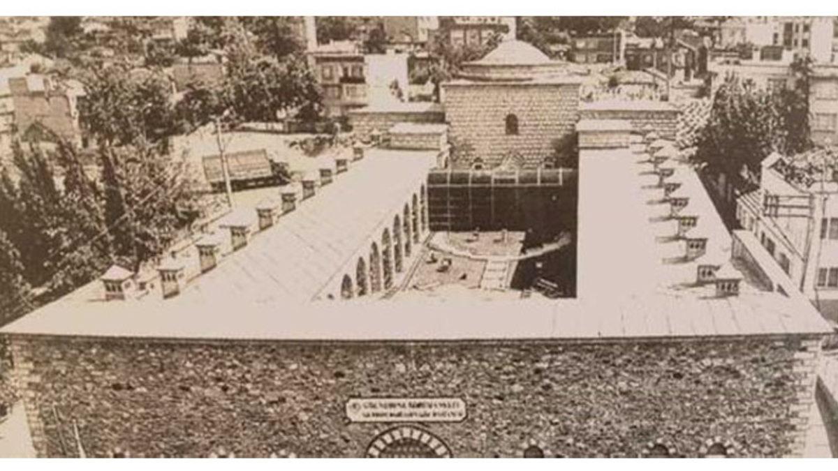 Osmanlı Döneminde Akıl Hastalarının Neden Müzikle Tedavi Edildiğini Öğrenince 