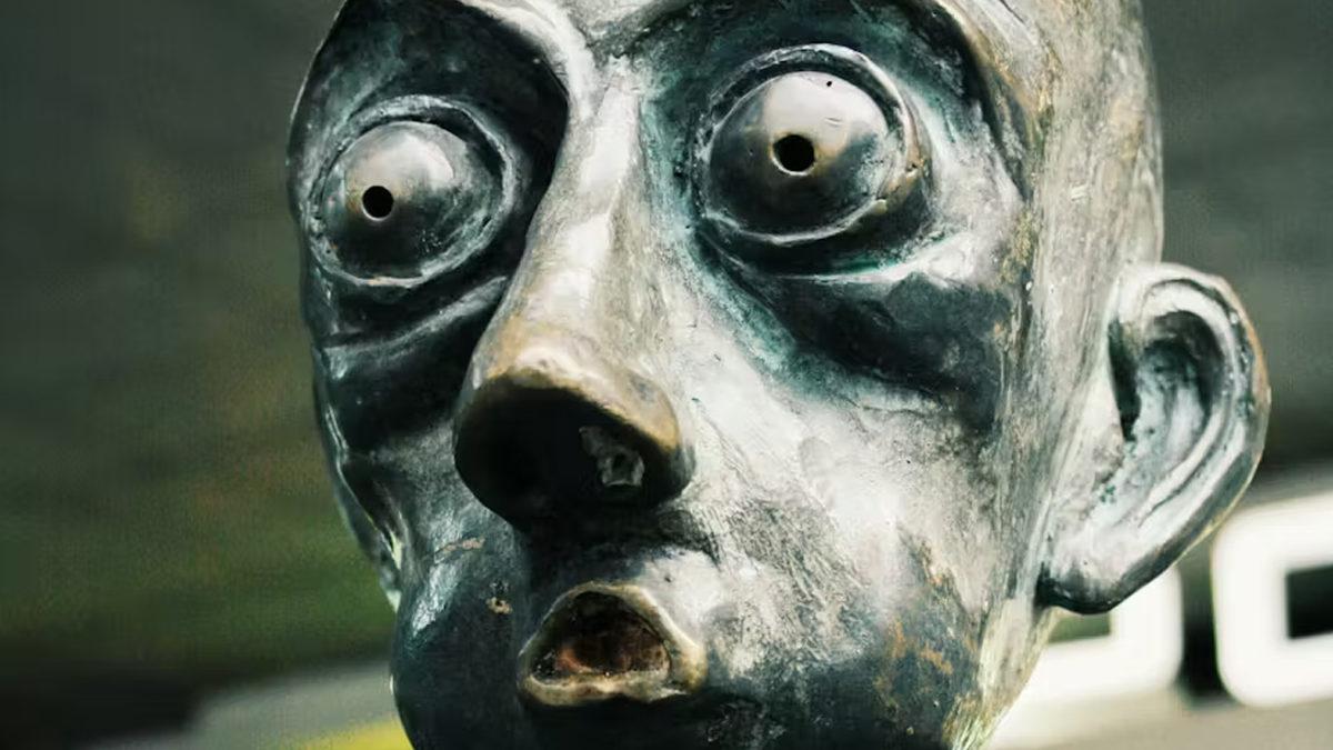 Korku Dolu Anlarda Neden Savaşmak ya da Kaçmak Yerine Far Görmüş Tavşan Gibi Donakalıyoruz?