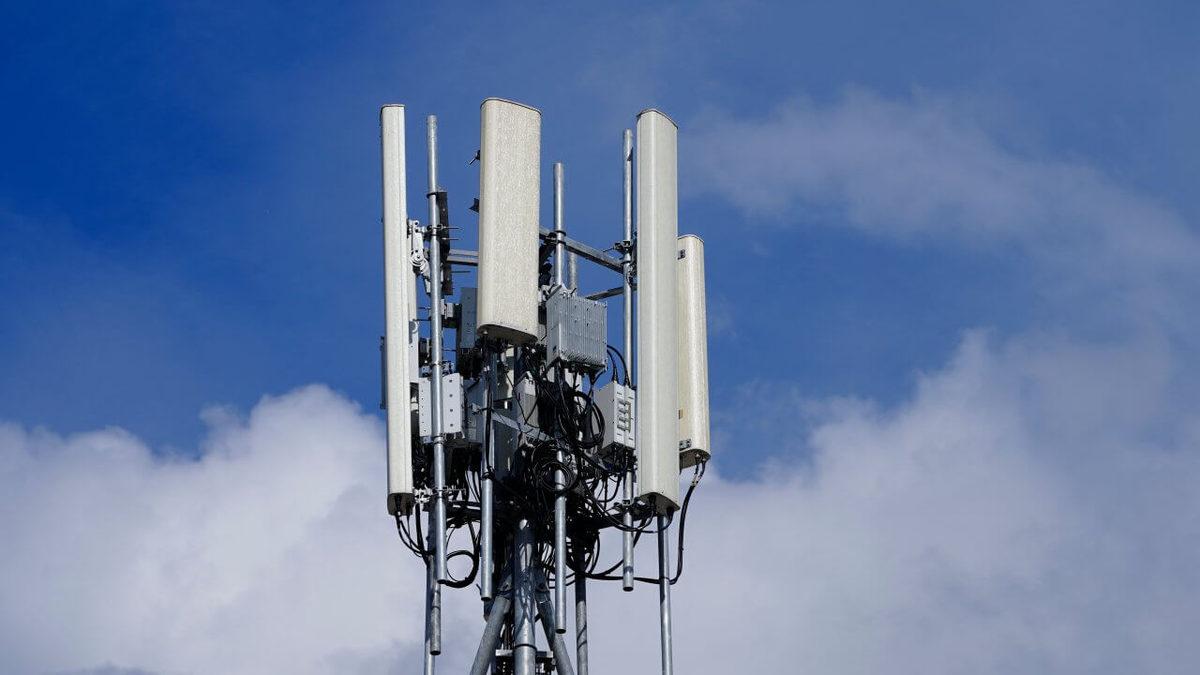 Yağmurdan Sıcak Havaya Kadar Kötü Hava Koşulları Neden İletişim Sinyallerimizi Sabote Ediyor?