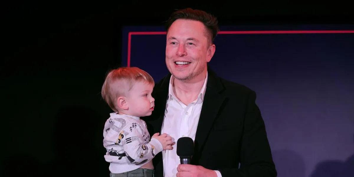 Elon Musk’ın Neuralink Yöneticisinden Gizli Bir Çocuğu Daha Olduğu Ortaya Çıktı (Bu 12 Oldu)