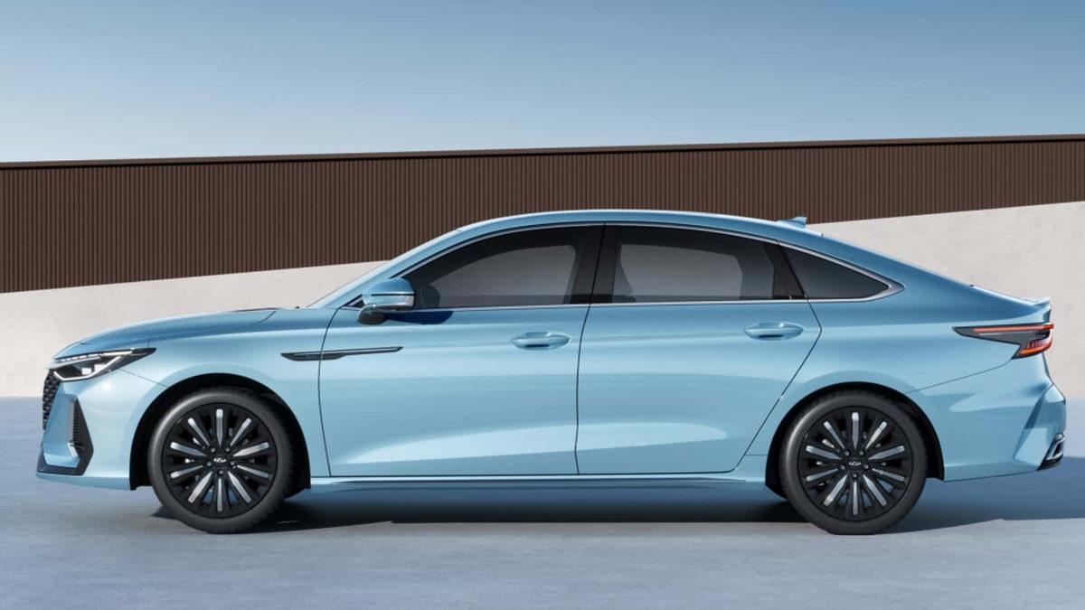 Chery’nin Şarj Edilebilir Hibrit Otomobili ARRIZO 8 PHEV, Yakında Türkiye’ye Geliyor: İşte Detaylar