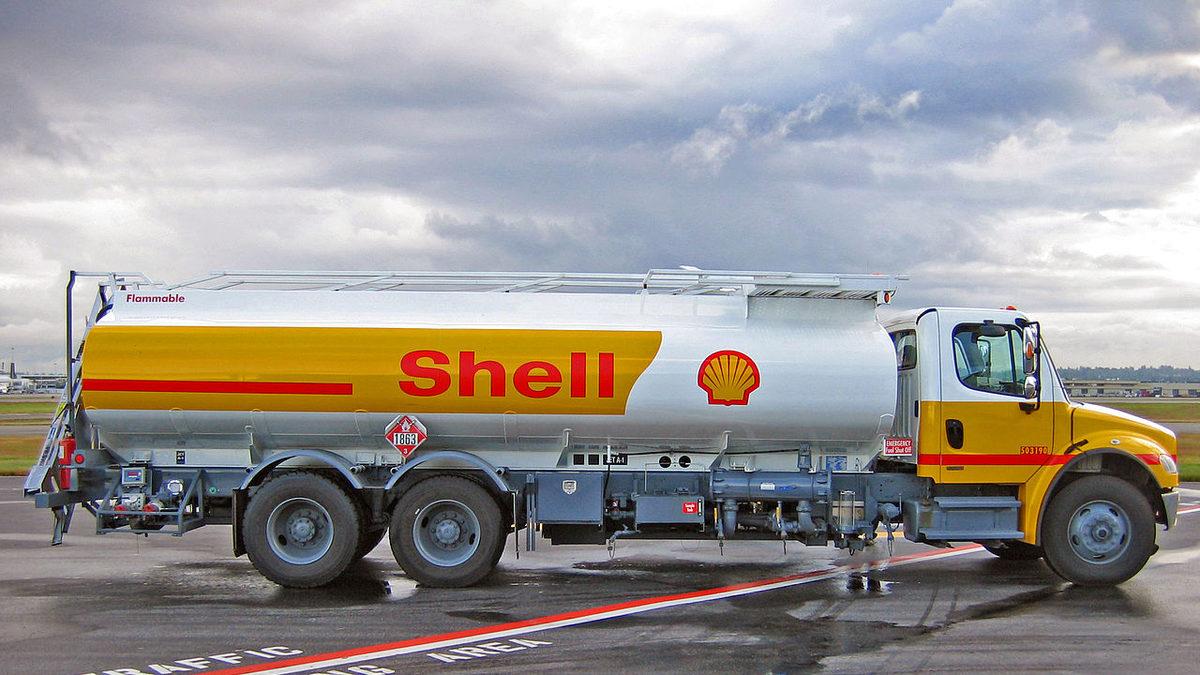 Uçaklar Neden Benzin Yerine Gaz Yağı (Kerosen) Kullanıyor? Benzin Olsa Güvenliğimiz Risk Altına Girer mi?