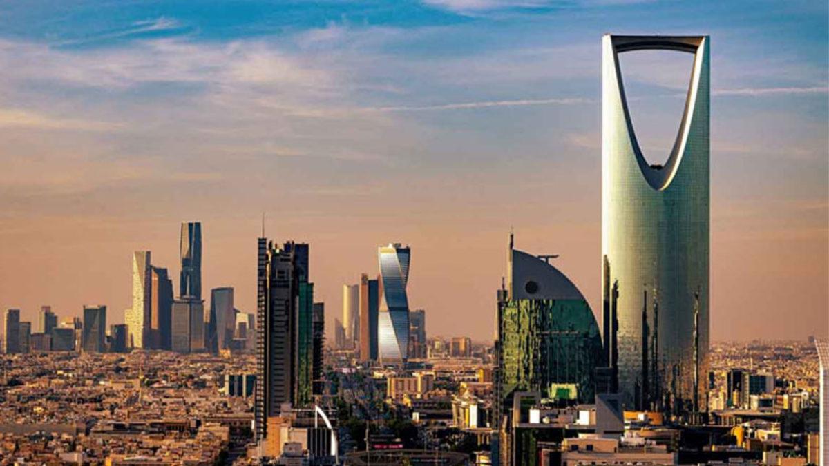 Gelecekte Arabalar Elektrikli Olacaksa Petrol Şirketlerine ve Petrol Zengini Ülkelere Ne Olacak?