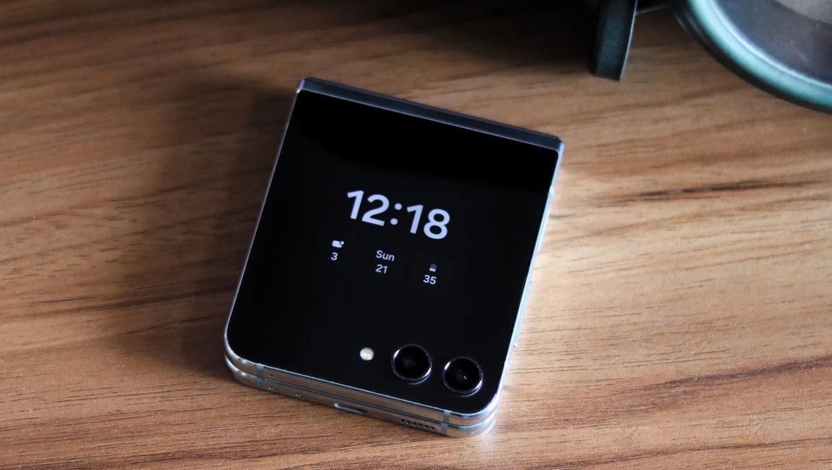 Samsung Galaxy Z Flip6’nın Avrupa Fiyatı Ortaya Çıktı: Önceki Nesilden Çok Daha Pahalı Olacak (Kalbinizi Ağrıtacak Türkiye Fiyatını da Hesapladık)