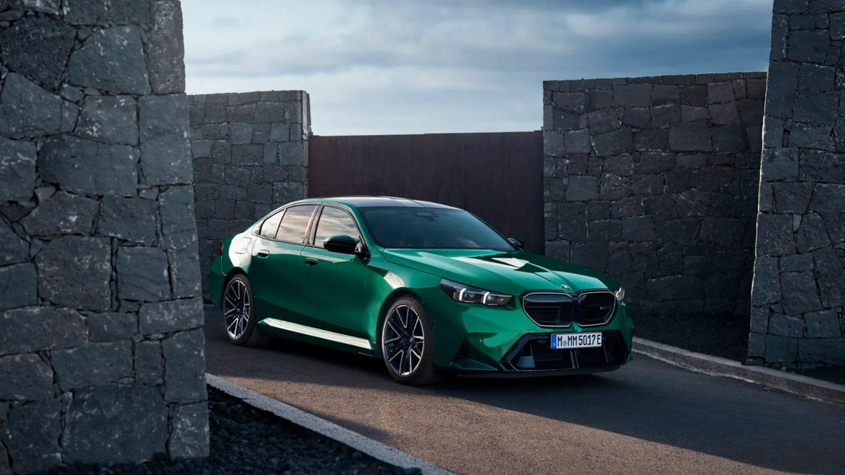 Her Anlamda Daha da Gelişmiş 2025 BMW M5 Tanıtıldı