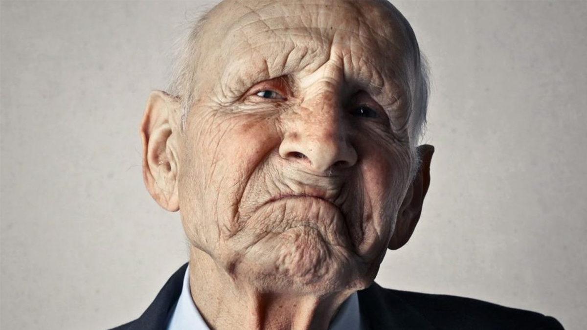 Yaşlandıkça Neden Daha Huysuz ve Sinirli Oluruz? Haklı Sebepler de Yok Değil...