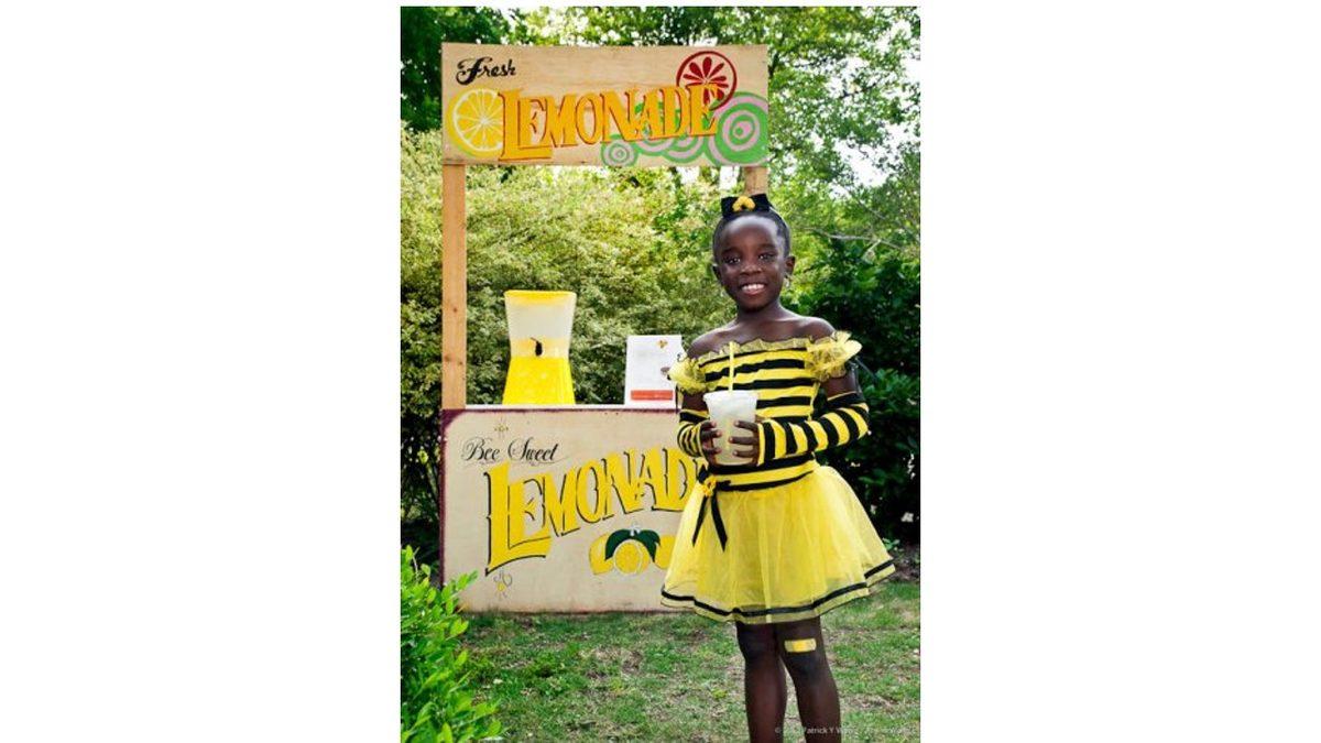 4 Yaşında Kendi İşini Kurup Limonata Satarak 11 Yaşında Milyoner Olan Kızın İlginç Hikâyesi