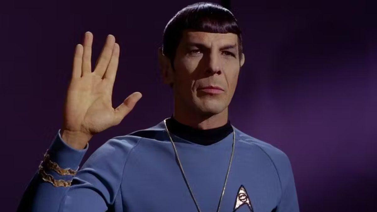Star Trek ile İkonikleşmiş Vulkan Selamının Nereden Geldiğini Öğrenince ’Bunun da mı Anlamı Varmış?’ Diyebilirsiniz!