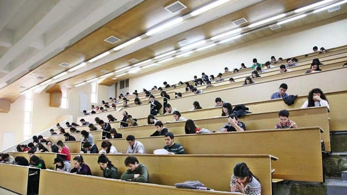 Üniversitelerde Uzaktan ve İkinci Öğretim Katkı Payları ve Öğrenim Ücretleri Belirlendi