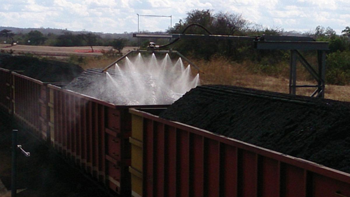Trenlerde Taşınan Kömürlerin Üzerine Neden Su Sıkılır? Sıkılmazsa Kaza Riski Oluşabilir!