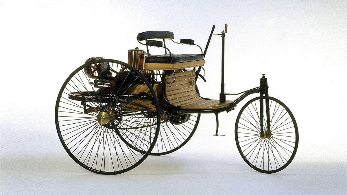 Mercedes, Toyota, Peugeot... Otomobil Firmalarının Ürettikleri İlk Otomobiller Nasıl Görünüyordu?