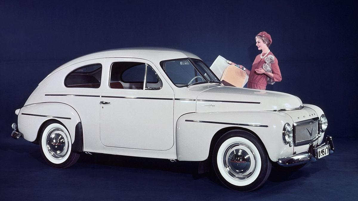 Günümüz Güvenlik Standartlarının Temellerinin Atıldığı Volvo PV444’ün Devrim Yaratan Özellikleri