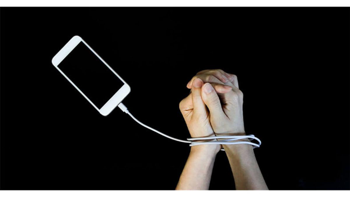 Tuvalete Bile Telefonla Giriyorsanız Toplanın: Nomofobiniz Olabilir!