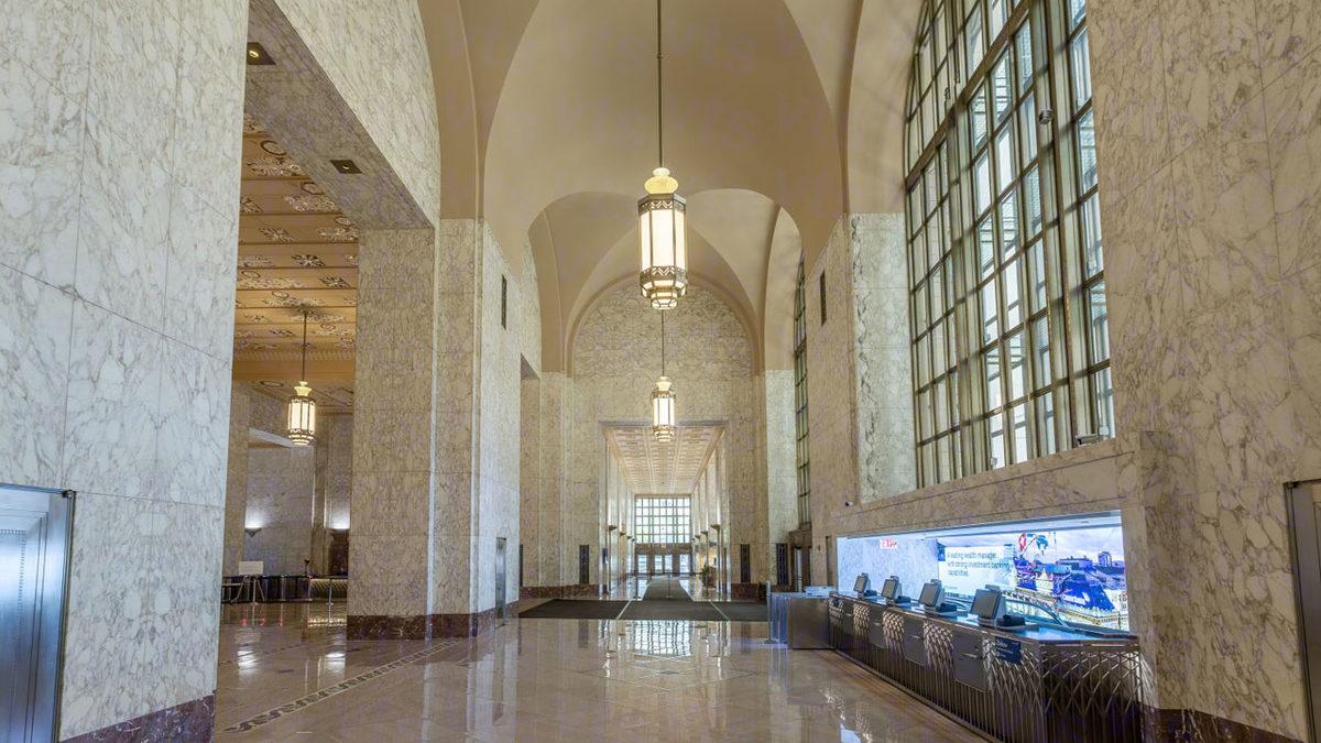 Döneminin Ötesinde Bir Mühendislikle New York’un En Yüksek Binası Olmayı Hedefleyen 11 Madison Avenue Ne Oldu da Yan Binayı Bile Geçemedi?