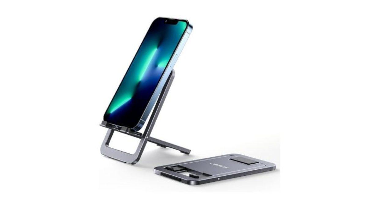 Herkesin Masasında Olması Gereken Kullanışlı Telefon Standı Tavsiyeleri