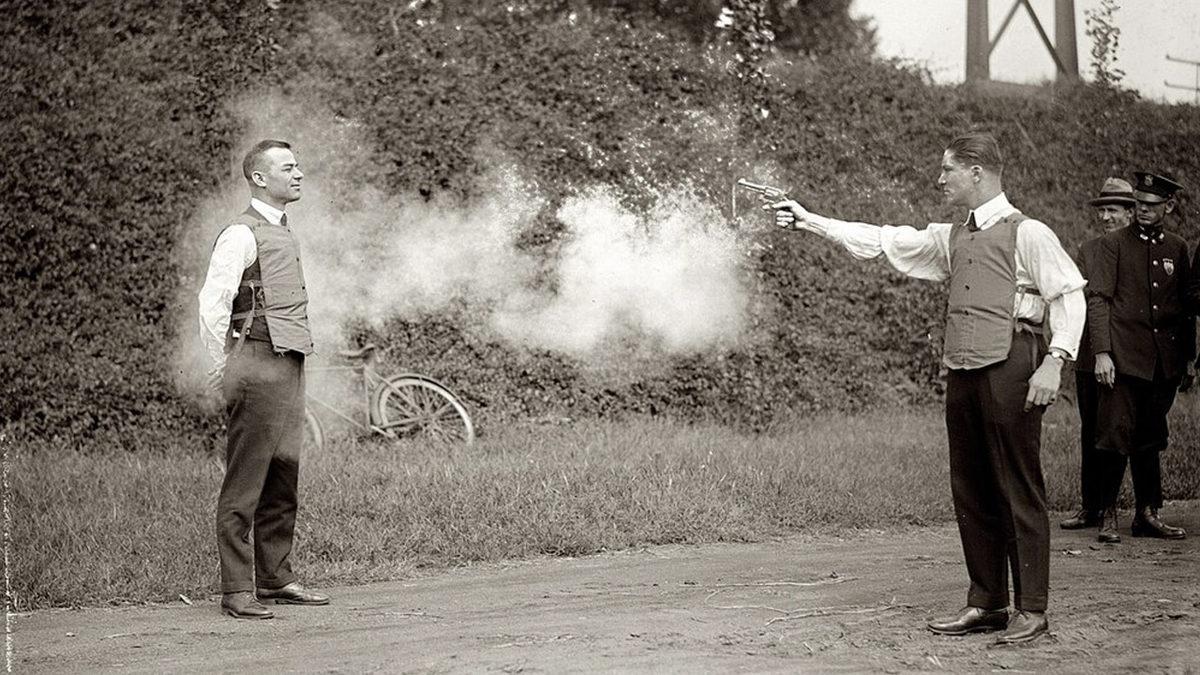 İlk Kurşun Geçirmez Yelekte Hangi Malzemenin Kullanıldığını Öğrendikten Sonra Teknoloji İyi ki Gelişmiş Diyeceksiniz