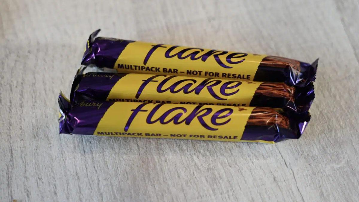 Mikrodalgada, Ocakta ve Hatta Ateşte Bile Erimeyen Ama Yenilebilen Bu Çikolatanın Sırrı Ne?