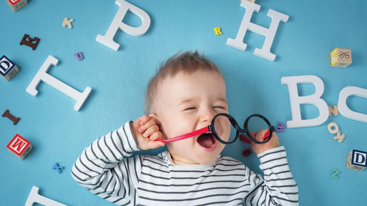 Bebekler Doğduklarından İtibaren Aynı Anda İki Dili Birden Öğrenebilir mi Yoksa Dil Karmaşası Yaşanır mı?