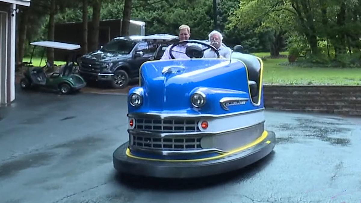 Bir Benzeri Daha Yok: Sadece Can Sıkıntısından Yapılan Gerçek Boyutlu Çarpışan Arabayla Tanışın