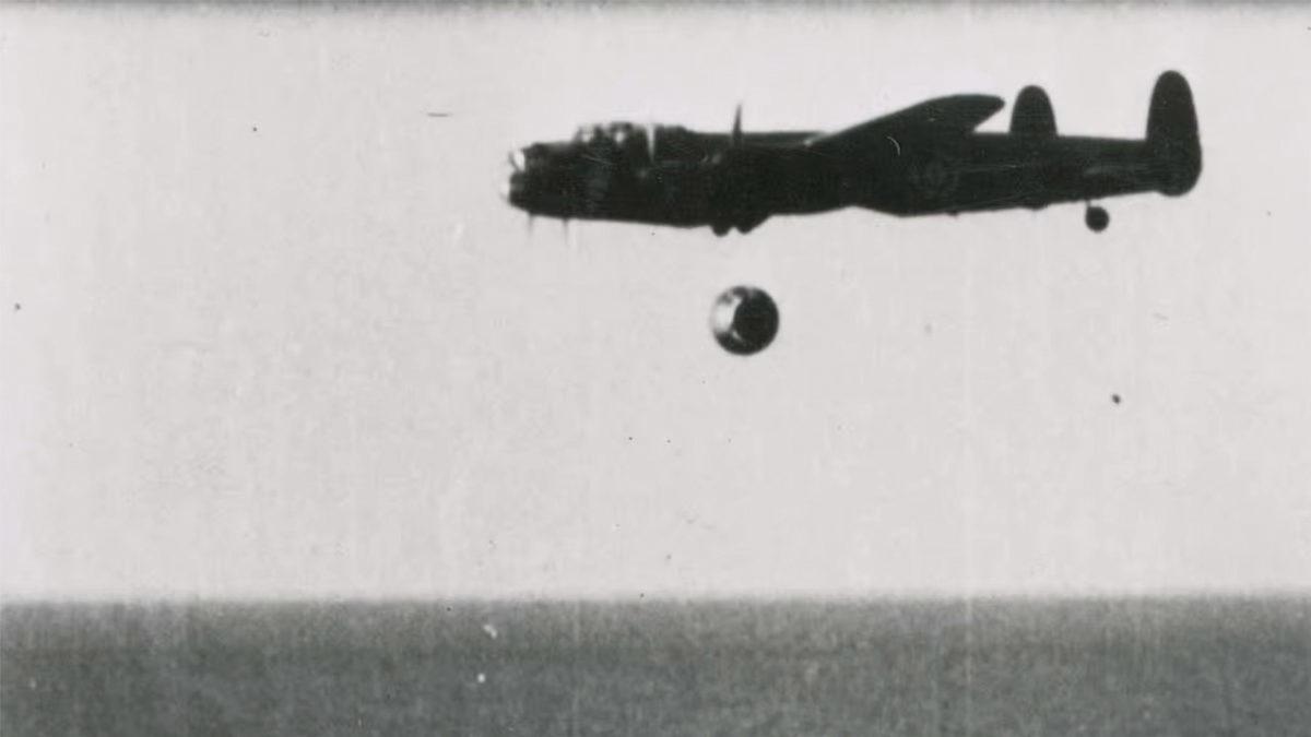 II. Dünya Savaşı’nda Kullanılan Zıplayan Bomba Tam Olarak Nasıl Çalışıyordu? (Evet, Bildiğiniz Zıplıyor)