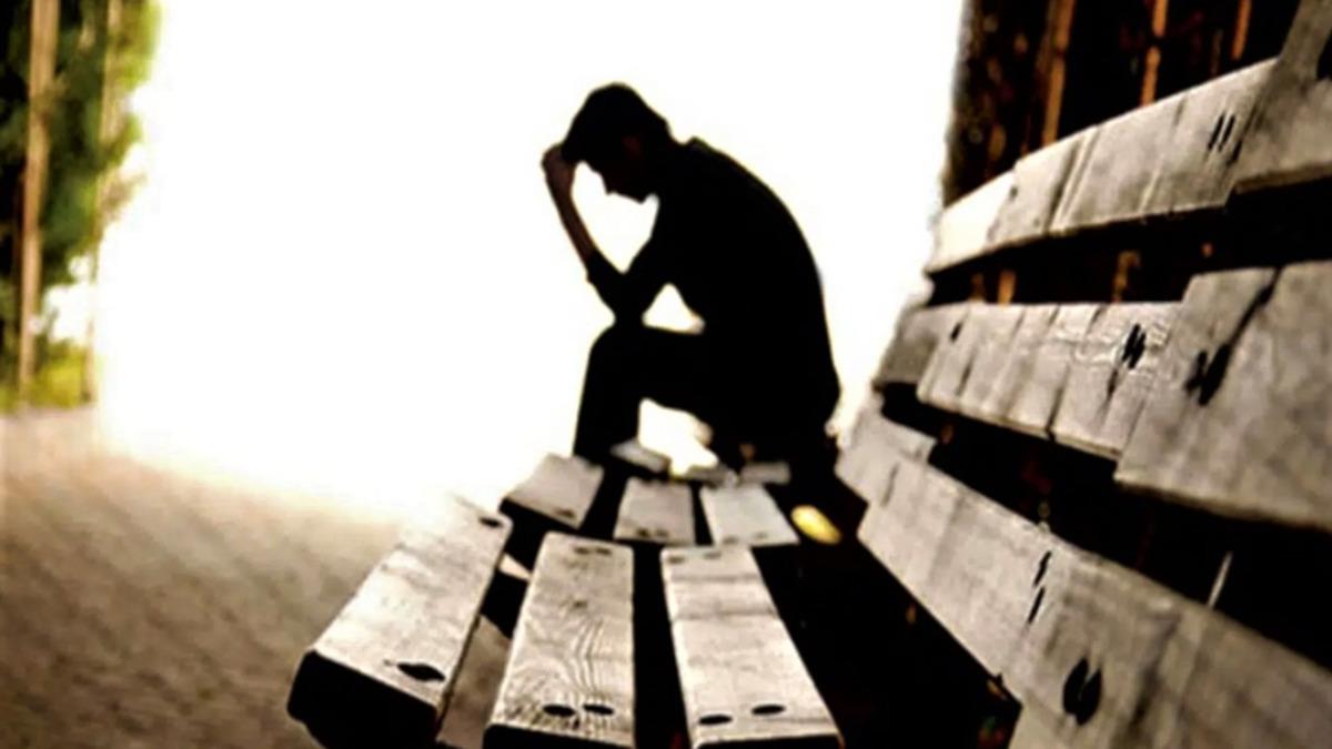 Yeni Bir Araştırmaya Göre Gençler O Kadar Mutsuz ki Hayatın Döngüsü Bozulmuş Durumda