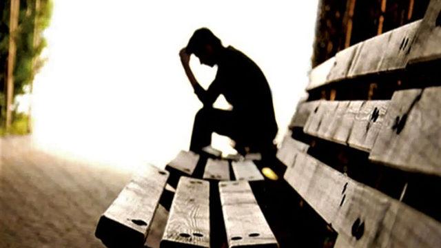 Yeni Bir Araştırmaya Göre Gençler O Kadar Mutsuz ki Hayatın Döngüsü Bozulmuş Durumda