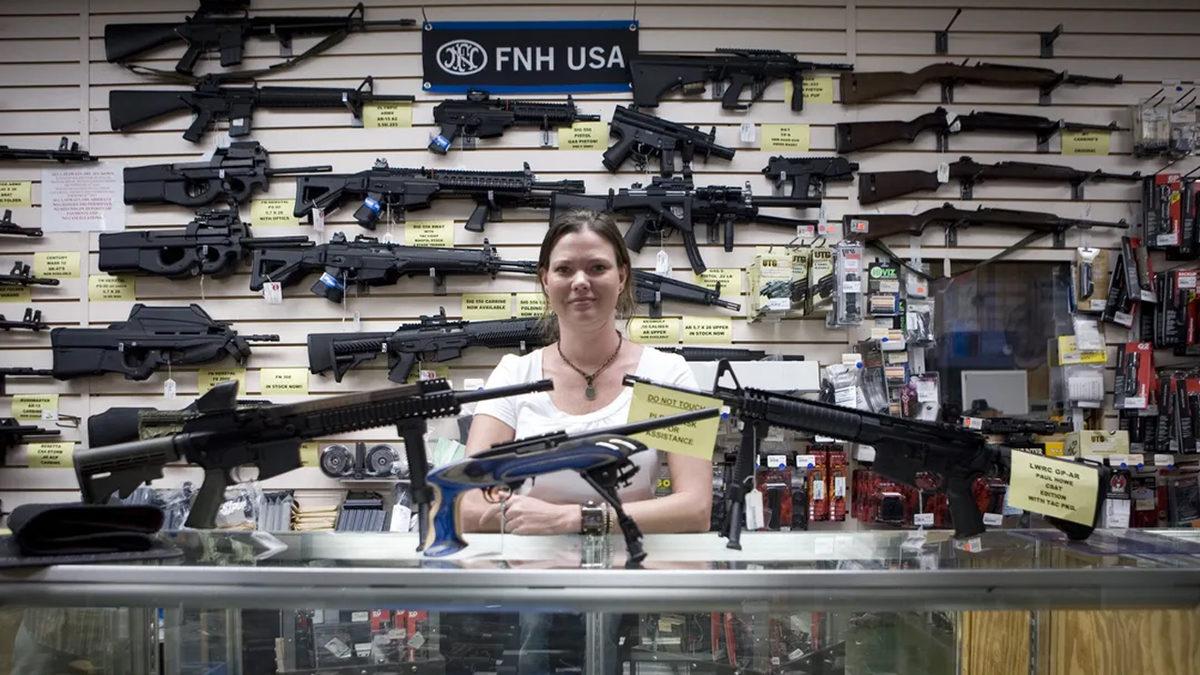 Amerika’da Neden Bu Kadar Çok Silahlı Saldırı Gerçekleşiyor? Tüm Gerçekleriyle Anlattık