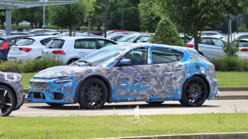 Ferrari’nin Elektrikli Aracının 2025 Yılında Tanıtılacağı Açıklandı