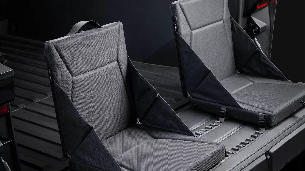 Tesla, Cybertruck İçin Aşırı Kullanışlı İki Yeni Aksesuar Satacak