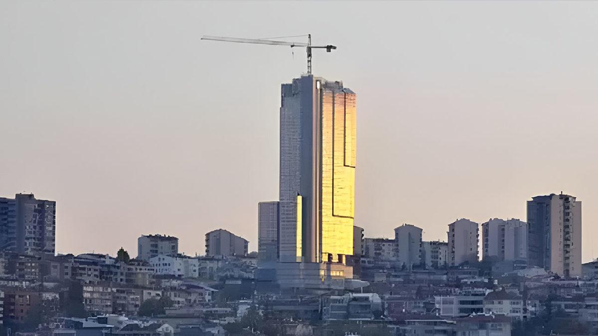 40 Yıldır Bitmeyen Büyük Çankaya Oteli’nin Yılan Hikâyesi Tadındaki Öyküsü (Tepesinde Vinç Unutulduğu İddiaları Bile Var!)