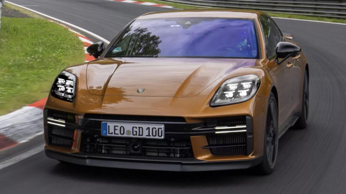 Porsche, Bugüne Kadarki En Güçlü Panamera’yı Tanıttı: Karşınızda Turbo S E-Hybrid