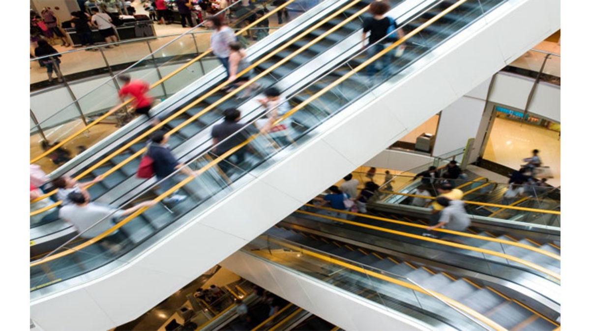 Hep Merak Edilen O Soruyu Yanıtladık: Yürüyen Merdivenlerde Yürümek mi Yoksa Beklemek mi Daha Hızlıdır?