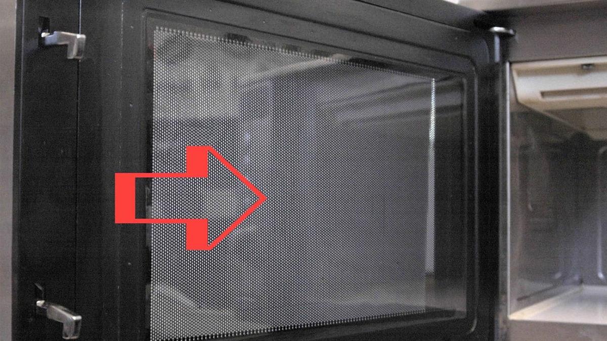 Mikrodalga Fırın Çalıştığı Zaman Neden Wi-Fi Bağlantınız Zayıflar, İkisinin Ne Alakası Var?