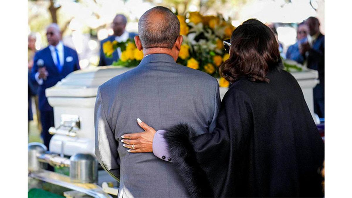 Ölen Kişilerin Yakınlarına 