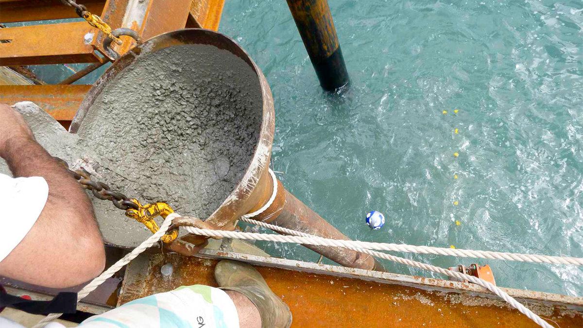 Denizlerin Üstündeki Koca Koca Köprüler Tonlarca Ağırlık Taşımasına Rağmen Nasıl Oluyor da Batmadan Sağlam Kalıyor?