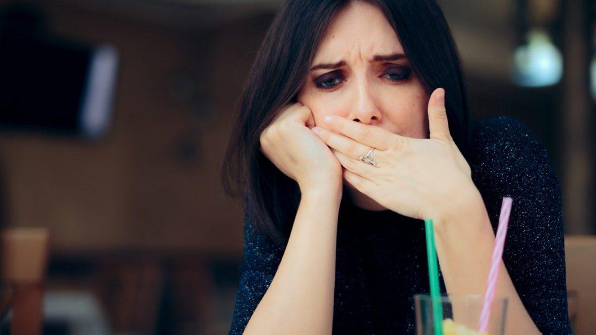 Alkol Tükettikten Sonra Neden Çoğu İnsanı Geçmek Bilmeyen Bir Hıçkırık Tutar?