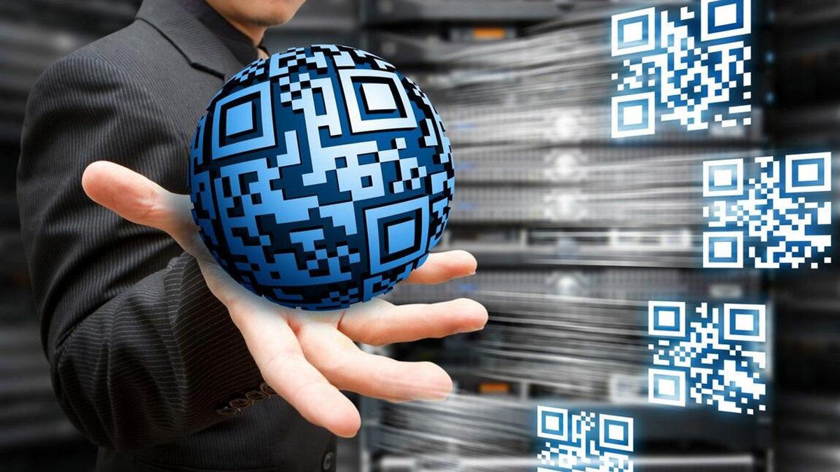 Neredeyse Adım Attığımız Her Yerde Kullandığımız ’QR Kodlar’ Tam Olarak Nasıl Çalışıyor, Ne Kadar Güvenli?