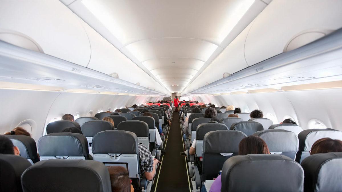 Uçakta Yolcuların Kendilerine Atanan Koltuklarda Oturmaları Neden Bu Kadar Önemli?