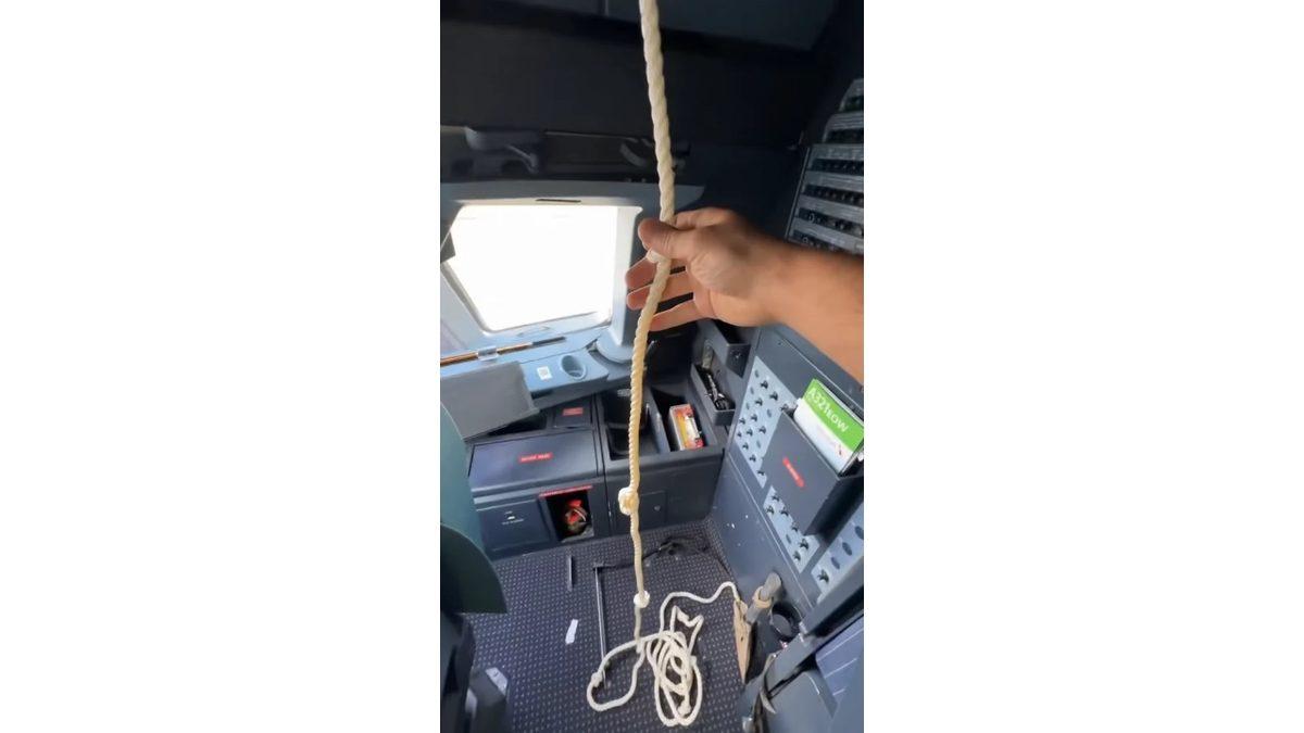 Uçak Kokpitlerinde Halat Bulunmasının Kelimenin Tam Anlamıyla ‘Hayat Kurtarıcı’ Sebebi