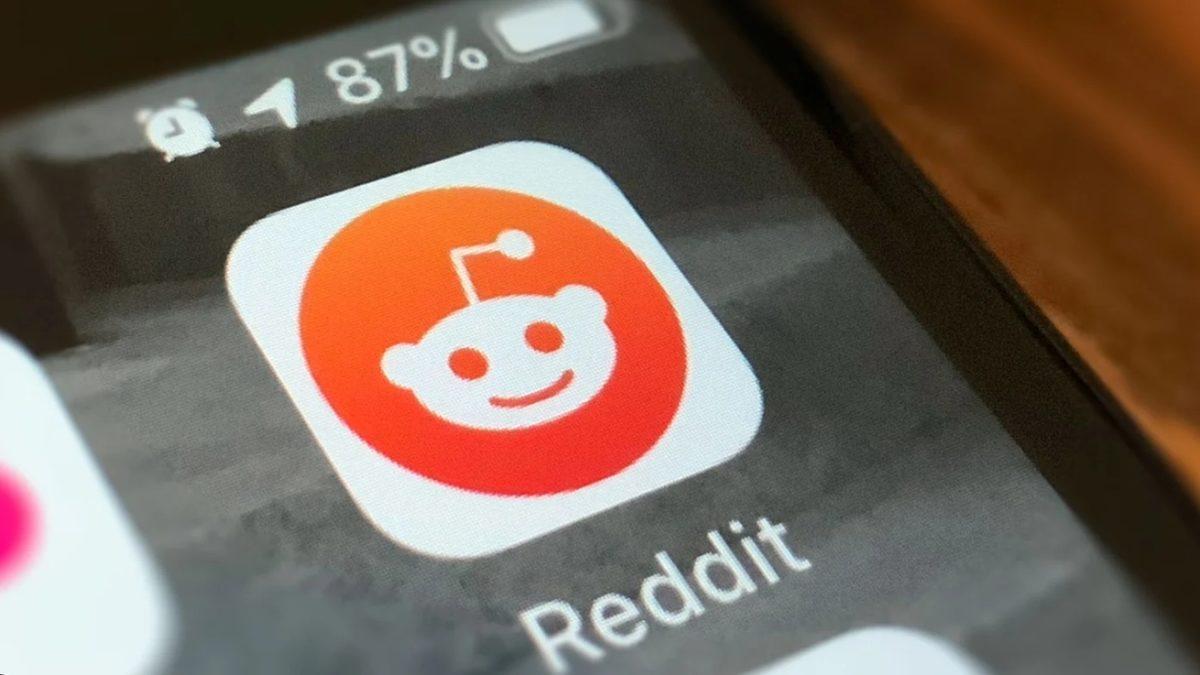 Reddit, Yapay Zekâ Destekli Arama Sonuçları Üzerinde Çalışıyor: Ücretli Subreddit’ler de Yolda!
