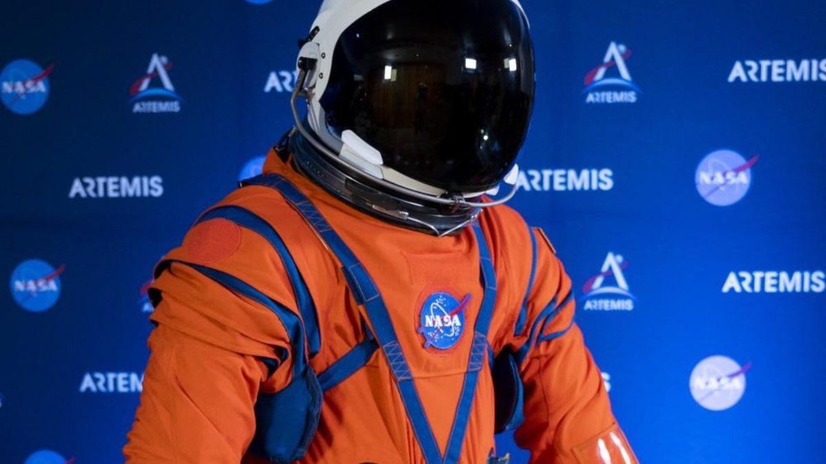 Astronotların Giydiği Kıyafetler, Onları Uzayın Zararlı Koşullarından Nasıl Korur? Tam Bir Tasarım Harikası!