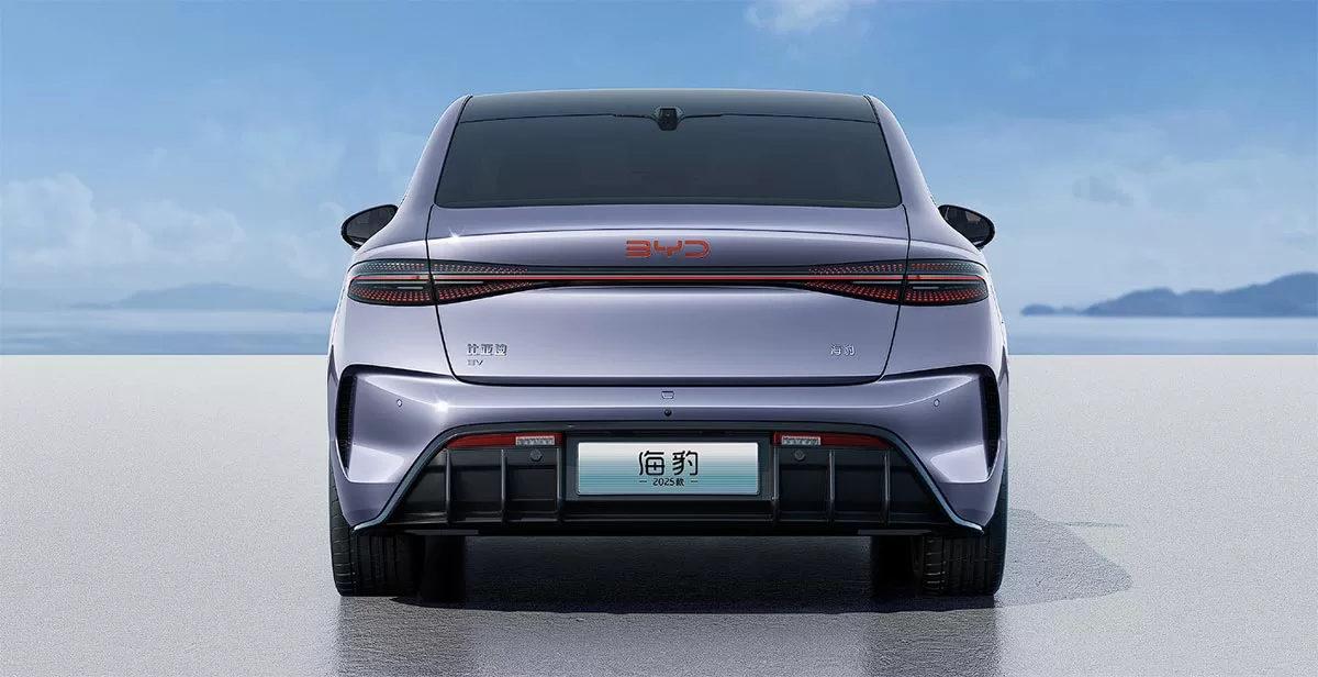 BYD, Türkiye’ye de Gelme İhtimali Bulunan Tesla Model 3 Rakibi Yeni Seal’ı Tanıttı!