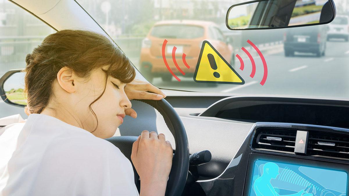 Arabalardaki ’Yorgunluk Tespit Sistemi’ Nasıl Çalışıyor da Yorgun Olduğumuzu Anlıyor?